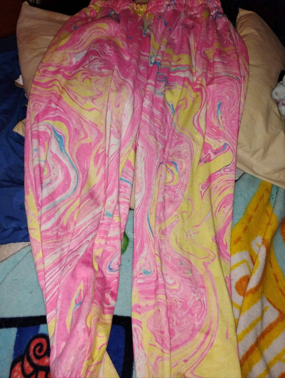 SHEIN Pink, Yellow & Blue Marble-Print Lounge Pants